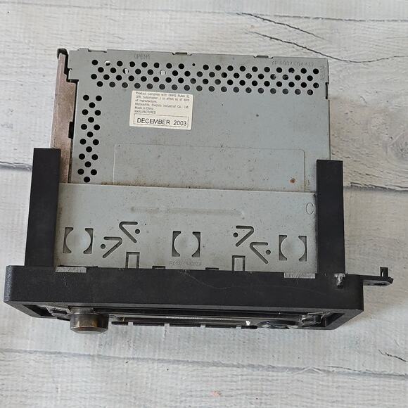 Panasonic CQ C1110U In Dash Car Stereo CD Receiver Untested - Picture 4 of 8